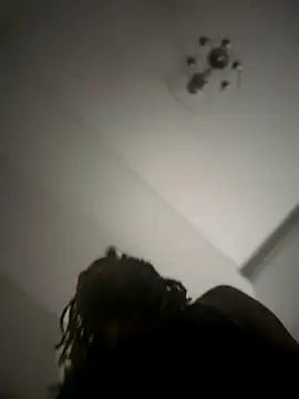 1BeautyN1Beast online show from September 26, 2025, 7:51 pm