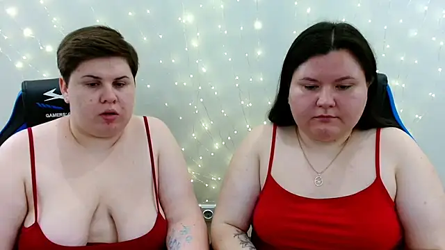 BeckyAndHellen online show from July 18, 2026, 7:45 am