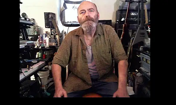 SirGarMack online show from February 18, 2026, 5:09 pm