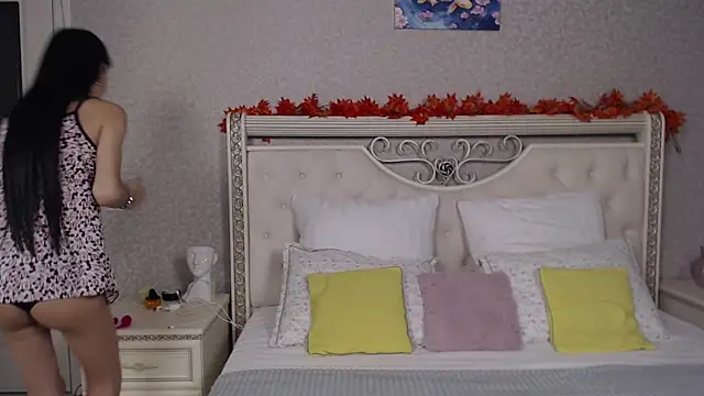 Lina Robbins online show from November 7, 2025, 9:37 pm