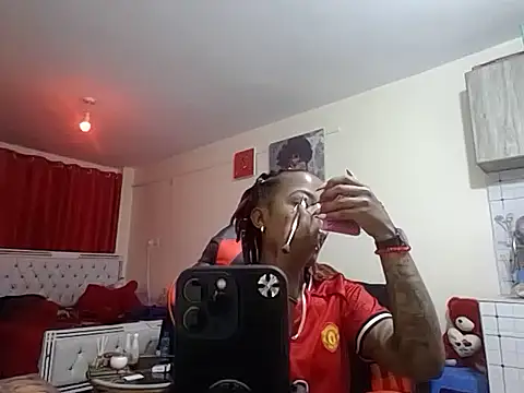 Snapshot of hoely_grail01 chatting on February 13, 2026, 5:31 pm hoely grail01 online show from February 13, 2026, 5:31 pm