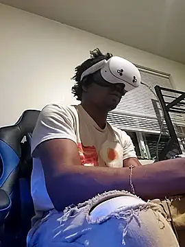 Snapshot of gaimov3r2024 chatting on February 26, 2026, 12:26 pm gaimov3r2024 online show from February 26, 2026, 12:26 pm