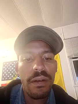 Snapshot of Ricardosuavee6 chatting on November 1, 2025, 3:41 am Ricardosuavee6 online show from November 1, 2025, 3:41 am