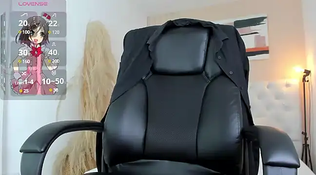 Snapshot of LOISE-XX chatting on December 21, 2024, 6:09 am LOISE-XX online show from December 21, 2024, 6:09 am