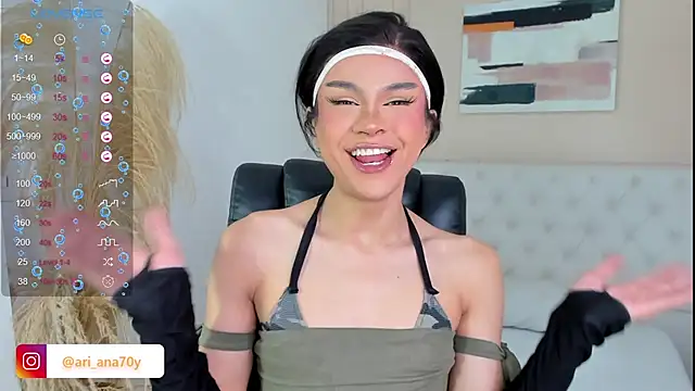 Snapshot of LOISE-XX chatting on September 20, 2025, 5:30 am LOISE-XX online show from September 20, 2025, 5:30 am