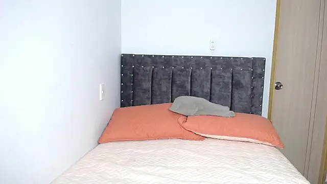 Megan mancini online show from December 22, 2025, 12:40 am