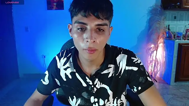 justin alexxx online show from January 29, 2025, 3:01 am