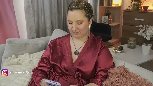 Ximenna Cruz online show from March 17, 2026, 7:39 pm