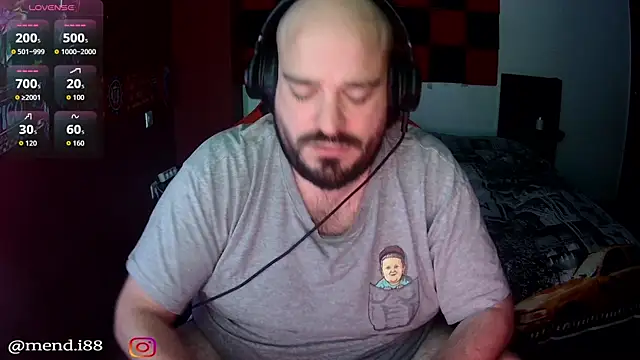 menditeta1 online show from January 13, 2026, 8:47 pm