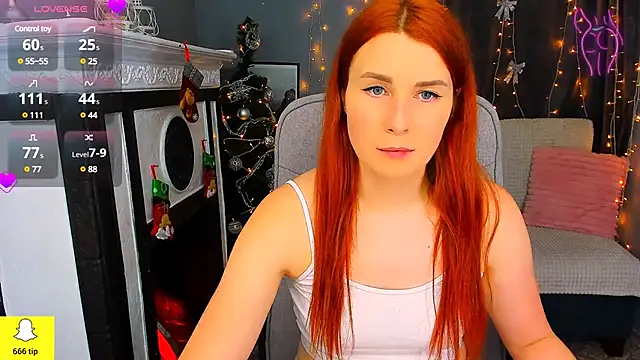 YrKiraXO online show from December 23, 2024, 9:38 am