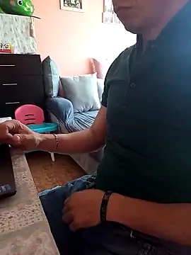 Snapshot of GuapoCoqueto chatting on January 22, 2025, 6:20 pm GuapoCoqueto online show from January 22, 2025, 6:20 pm