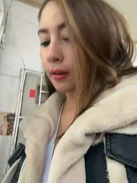 Snapshot of ValentinaaF chatting on March 31, 2026, 12:05 pm ValentinaaF online show from March 31, 2026, 12:05 pm