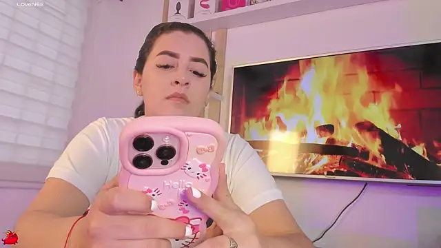 Snapshot of susanjons_tcw chatting on January 13, 2026, 9:09 pm susanjons tcw online show from January 13, 2026, 9:09 pm