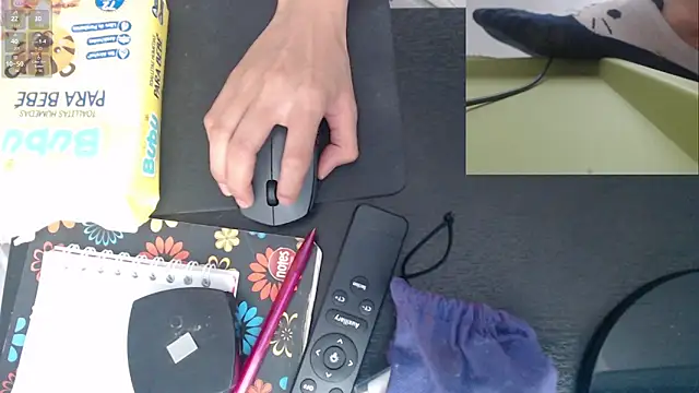 Snapshot of ana_milf chatting on December 4, 2024, 11:13 pm ana milf online show from December 4, 2024, 11:13 pm