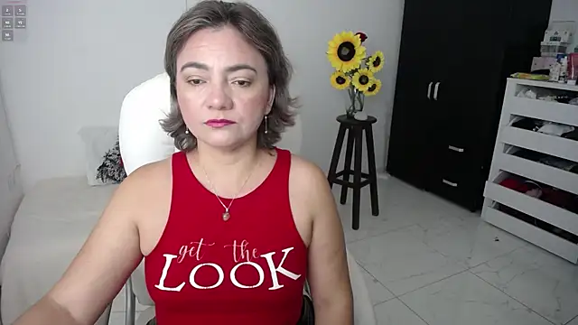 Snapshot of ana_milf chatting on March 9, 2025, 11:47 am ana milf online show from March 9, 2025, 11:47 am