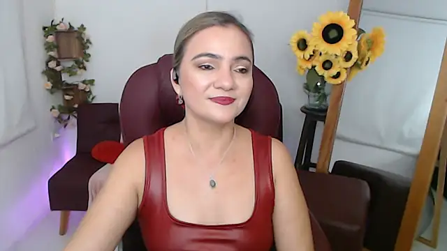 ana milf online show from June 10, 2026, 3:33 pm