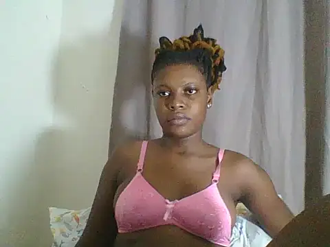 Snapshot of Blacksweetbeb chatting on February 18, 2025, 3:53 am Blacksweetbeb online show from February 18, 2025, 3:53 am