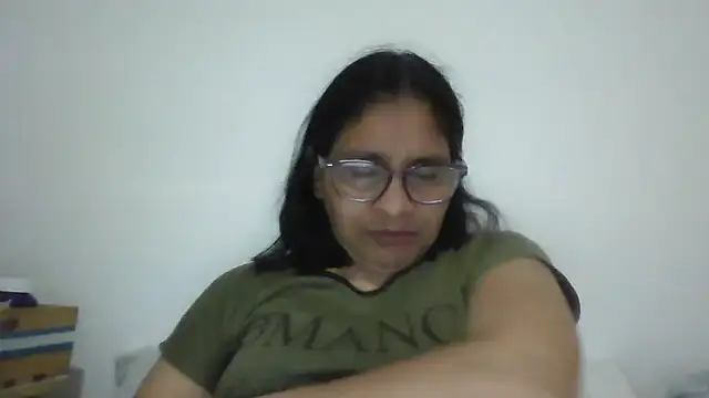 titssmall123 online show from November 27, 2025, 10:56 pm