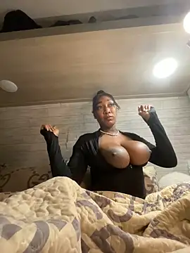 Snapshot of CUMQUEEN-XXX69 chatting on September 17, 2025, 5:20 am CUMQUEEN-XXX69 online show from September 17, 2025, 5:20 am