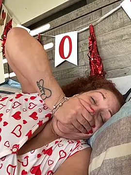 ladycreamypr2 online show from February 20, 2026, 11:22 am