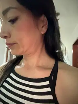 Yulia sx online show from April 16, 2026, 10:23 pm