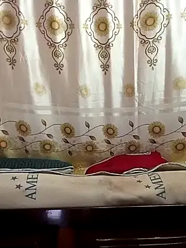 Snapshot of NgocQuyen2K chatting on November 24, 2025, 10:09 pm NgocQuyen2K online show from November 24, 2025, 10:09 pm