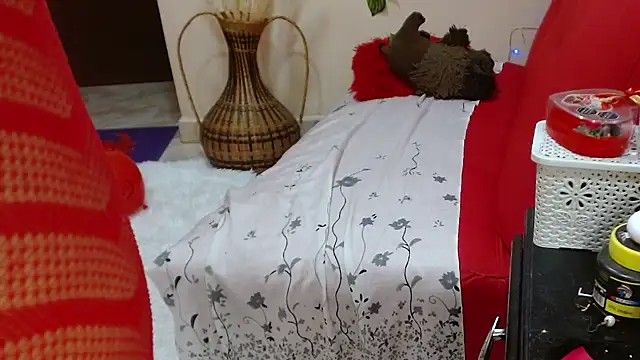 Latin Mature975 online show from February 16, 2025, 10:32 am