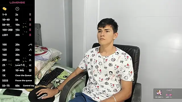 Snapshot of Jacobb_Lee chatting on January 21, 2025, 7:50 pm Jacobb Lee online show from January 21, 2025, 7:50 pm