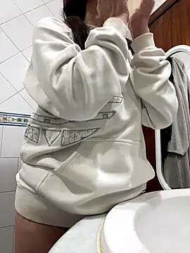 MargotKajira online show from November 8, 2025, 11:43 am