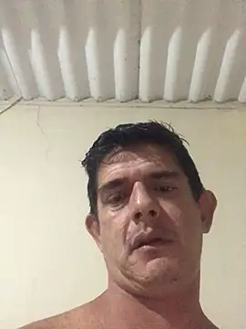 Snapshot of Marobronco chatting on July 9, 2026, 1:42 am Marobronco online show from July 9, 2026, 1:42 am