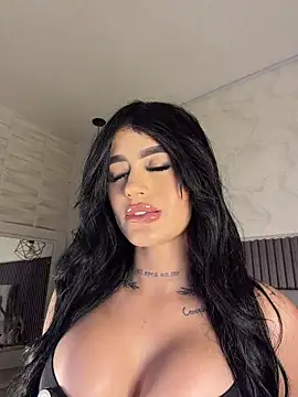 SOPHICARTERS online show from March 15, 2026, 1:06 pm