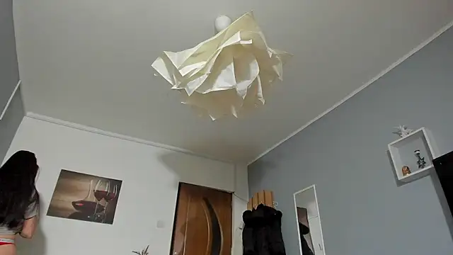 SexxyMeriem online show from April 1, 2026, 8:06 pm