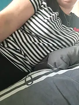 cruellaculdenfer67 online show from October 23, 2025, 12:37 pm