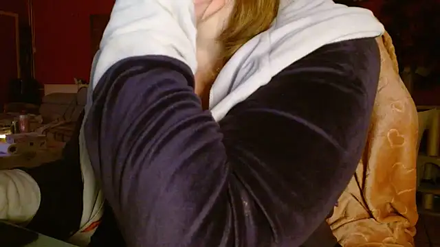 cruellaculdenfer67 online show from February 18, 2026, 10:17 pm