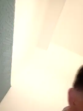 Jsfb1985 online show from April 11, 2026, 11:42 pm