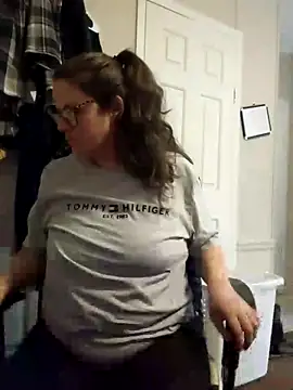 velvetta  online show from March 7, 2025, 4:24 am