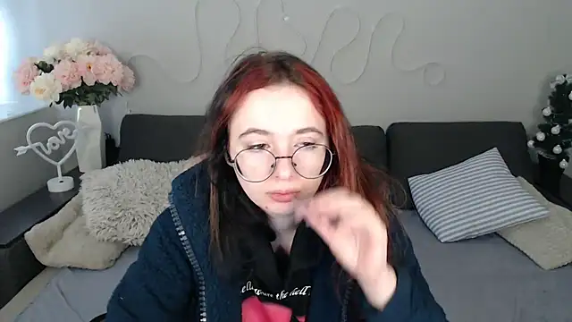 Mini Diva online show from January 11, 2026, 9:14 am