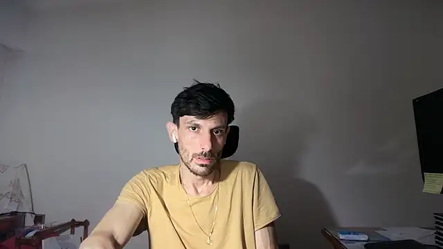 nicolaaaaas online show from December 16, 2025, 6:13 pm