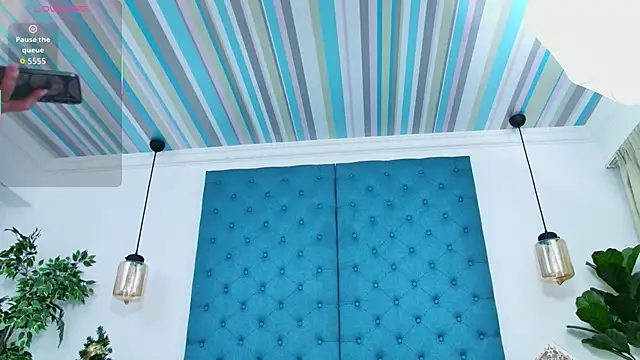 BriannaHart online show from December 19, 2025, 4:19 am