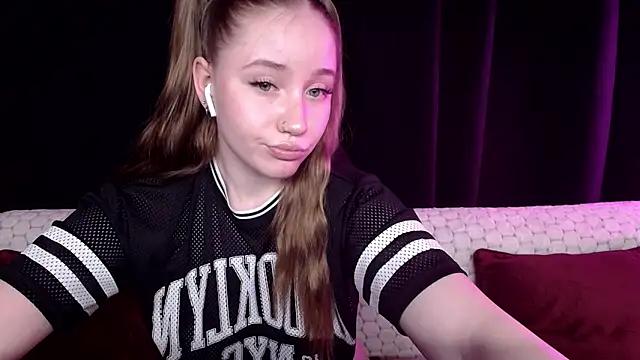 SindiWatsoon online show from January 26, 2025, 5:34 pm