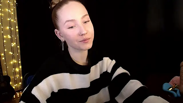 Snapshot of SindiWatsoon chatting on February 3, 2026, 1:27 pm SindiWatsoon online show from February 3, 2026, 1:27 pm