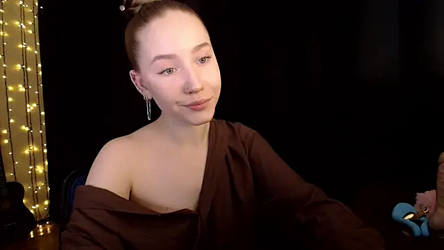 Snapshot of SindiWatsoon chatting on February 5, 2026, 1:16 pm SindiWatsoon online show from February 5, 2026, 1:16 pm