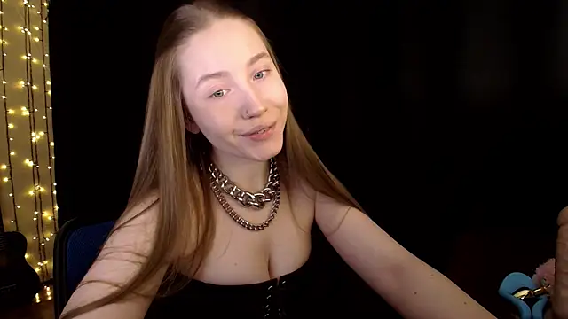 Snapshot of SindiWatsoon chatting on February 19, 2026, 7:10 pm SindiWatsoon online show from February 19, 2026, 7:10 pm