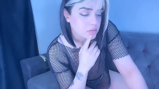 Arab tgirl online show from November 22, 2025, 11:04 pm