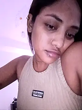 VictoireFeller online show from December 18, 2025, 5:46 am