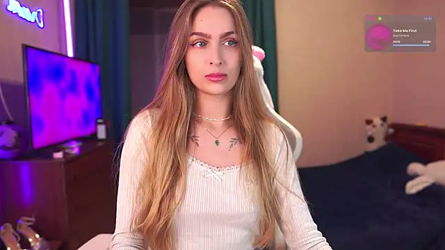 Kamila icee online show from November 21, 2025, 8:18 pm