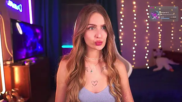 Kamila icee online show from November 22, 2025, 9:36 pm