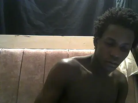 Bigras0011 online show from July 3, 2026, 9:16 am
