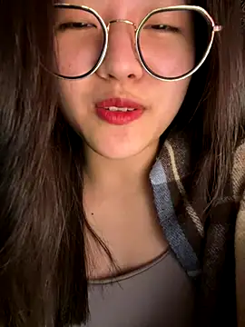 Snapshot of Krixxi22 chatting on September 25, 2025, 2:32 pm Krixxi22 online show from September 25, 2025, 2:32 pm