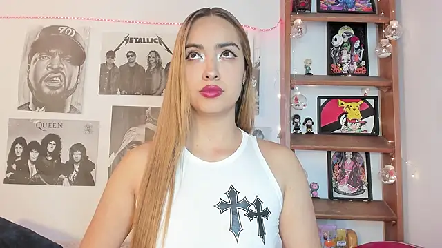 Meowlody online show from November 24, 2025, 11:04 pm